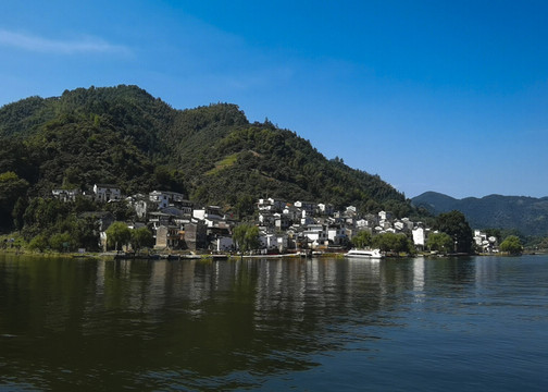 新安江山水画廊
