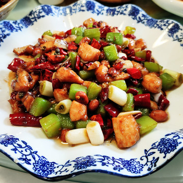 麻辣鸡丁