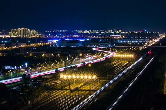 苏州铁路夜景