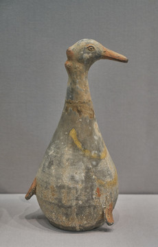 汉代彩绘鸭形器