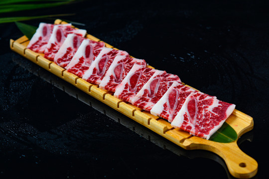 牛仔骨