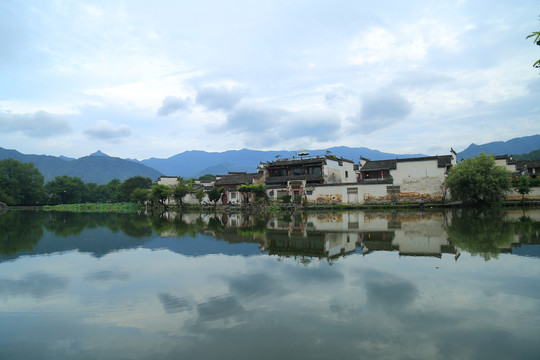 徽州宏村南湖