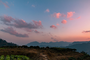 山区黄昏