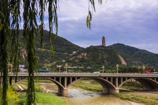 宝塔山