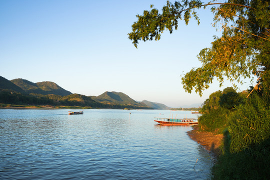 湄公河清晨