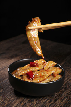 冷吃鸡尖