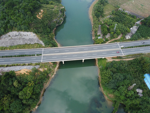 高速公路