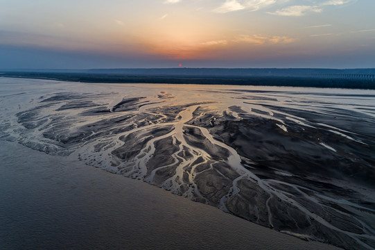 黄河夕照