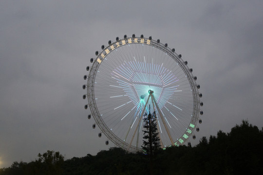 摩天轮夜景融创文旅城摩天轮