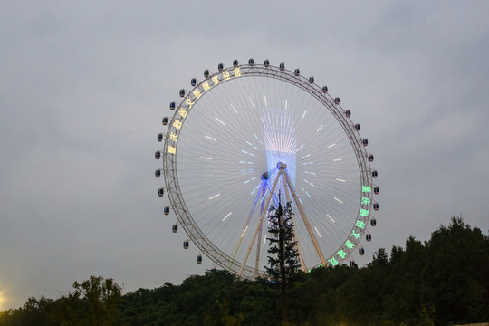 摩天轮夜景融创文旅城摩天轮