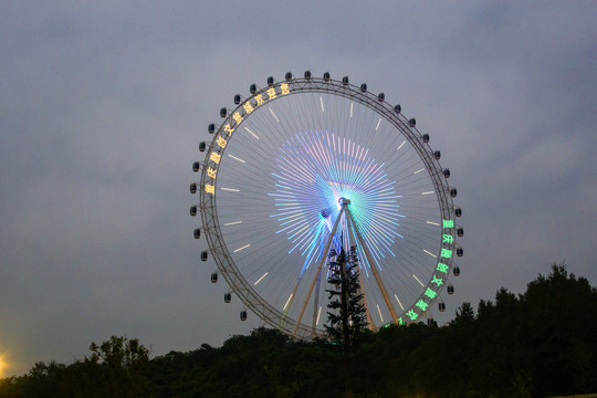 摩天轮夜景融创文旅城摩天轮