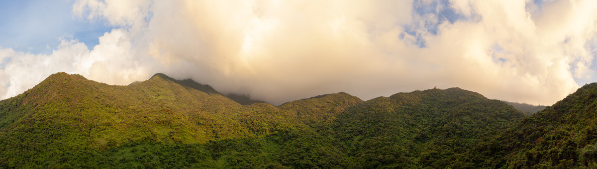 全景山脉图