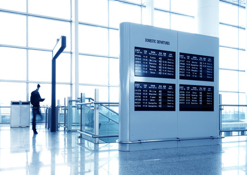 上海浦东机场航站楼和旅客