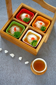 金汤虾饺