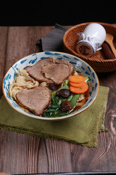 牛肉面