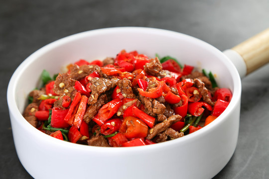 小炒黄牛肉