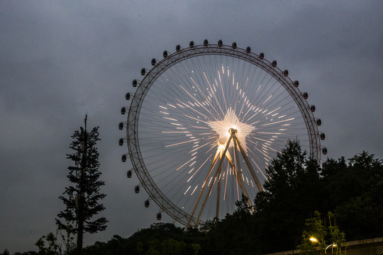 摩天轮夜景观景轮