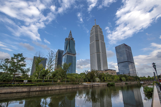 上海浦东金桥开发区的高层建筑群