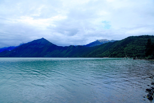 高原湖泊