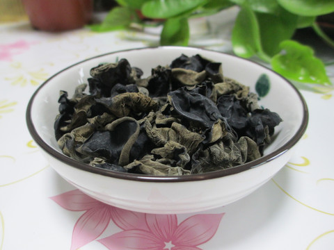 干黑木耳
