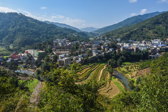 师宗高良小镇风光