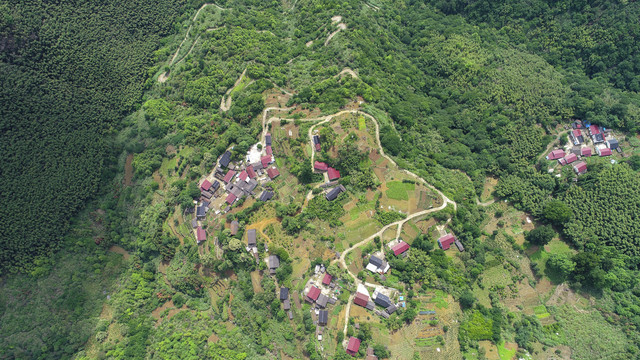 高山村庄