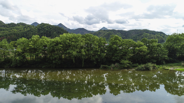 秋浦河