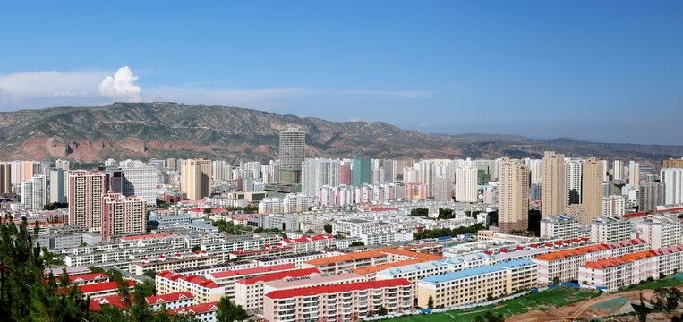 高原城市风光
