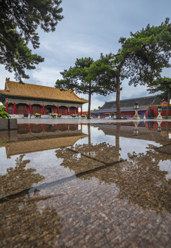 夏日雨后的北京故宫武备馆