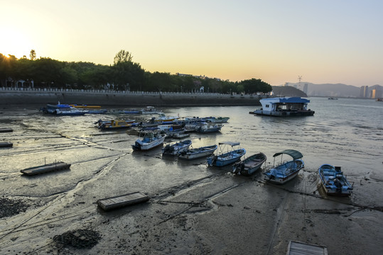 厦门鼓浪屿海边黄昏