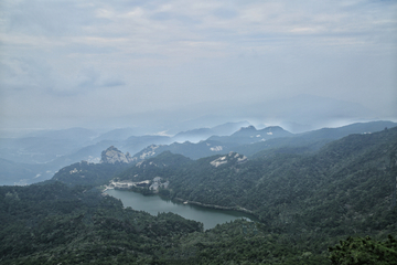 天柱山炼丹湖