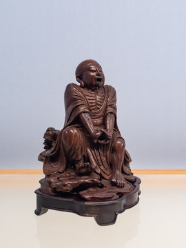 清代封锡禄竹根雕罗汉