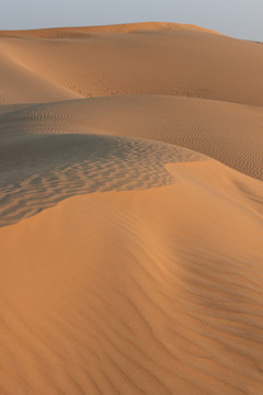 乌兰布和沙漠