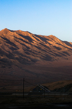 大西北山峰