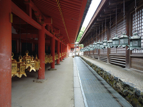日本奈良春日大社古老的寺庙建筑