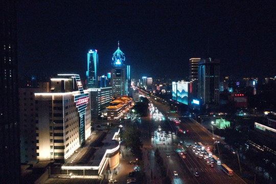 迎泽大街夜景航拍