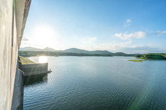 海南琼海淡水湖泊森林水库