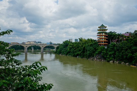 龙州县城