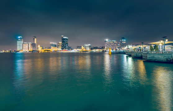 厦门海岸城市夜景
