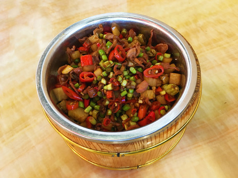 酸辣鸡杂