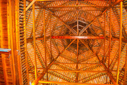 古建筑木质结构穹顶