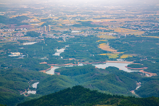 富饶大地