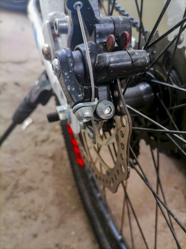 自行车齿轮铁链