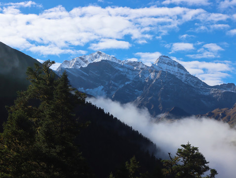 雪山顶