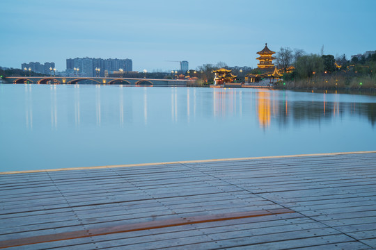 中国泰州古镇建筑群公园和夜景