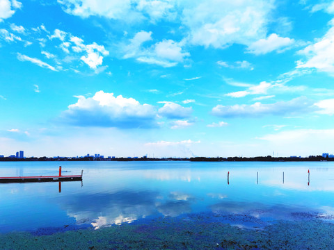 湖中栈道