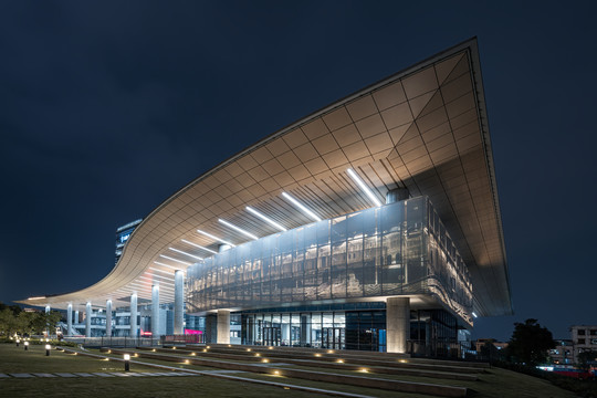 中山纪念图书馆夜景