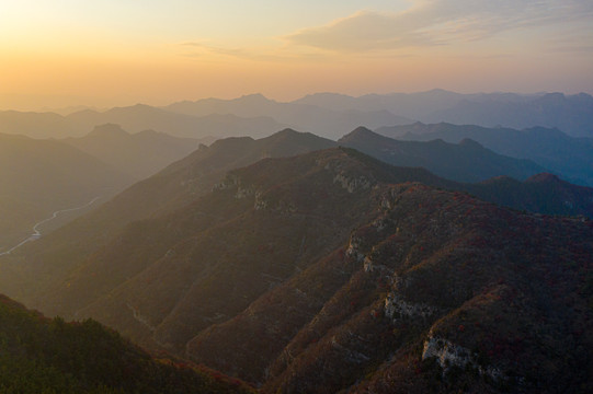 青州仰天山红叶林