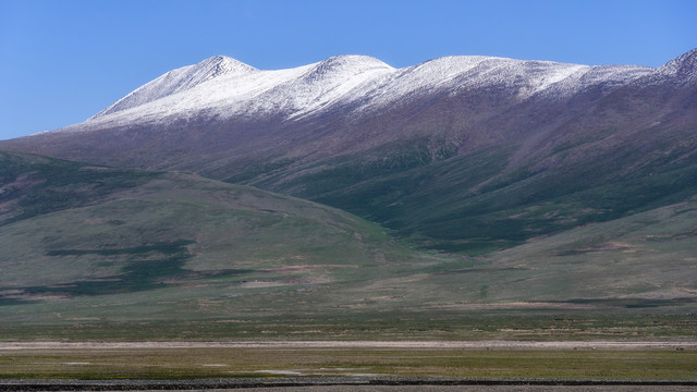 中国西藏自治区高原雪山风光