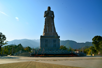 炎帝塑像